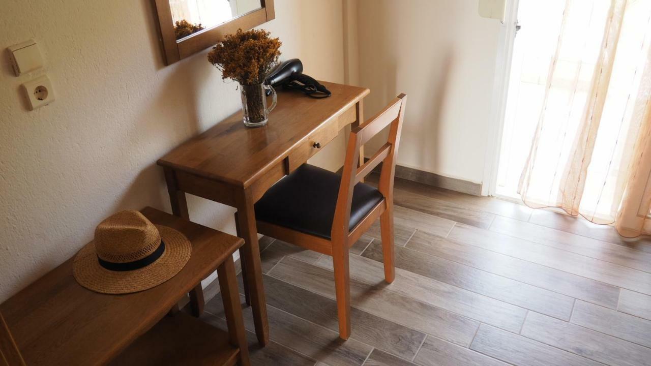 Evridiki Hotel Skala Fourkas Ngoại thất bức ảnh